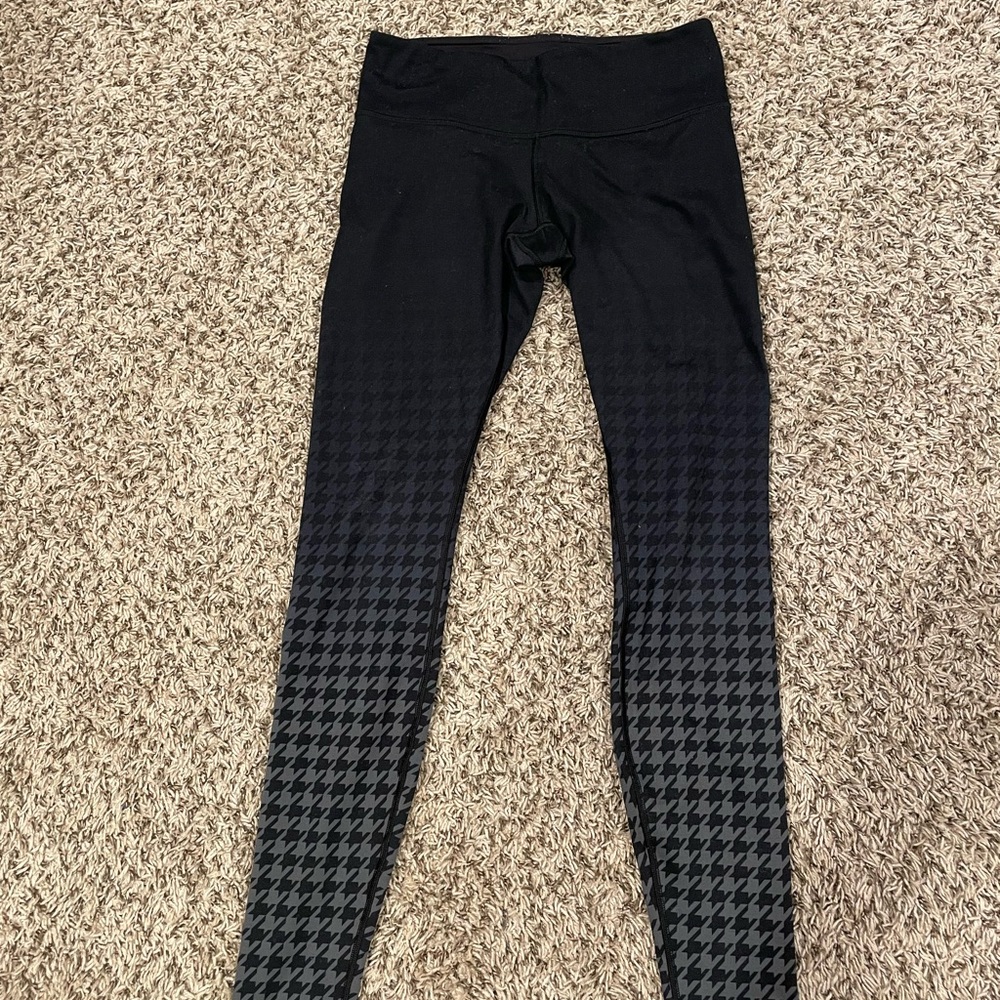 Lululemon Black and Gray Houndstooth Leggings